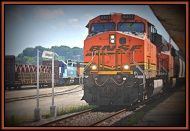 BNSF Train in Burlington Iowa